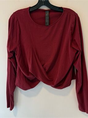 Coreio Plum Cropped Pilates Top Size XL #Lux-R